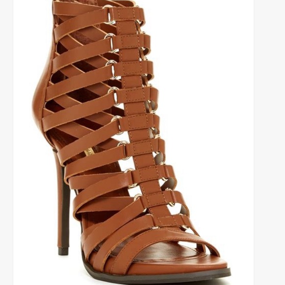 BCBG Generation Elvin white/cream with gold accents gladiator cage heels size 9 - Picture 1 of 14